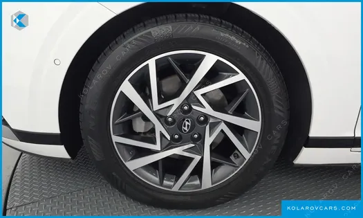 HYUNDAI GRANDEUR 2,5 GASOLINE 2WD