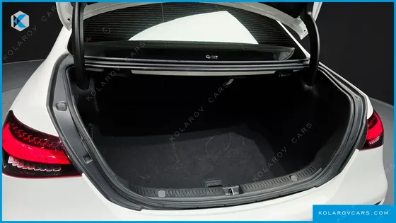 MERCEDES E-CLASS E220D 4MATIC AMG LINE