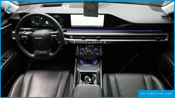 HYUNDAI GRANDEUR 2,5 GASOLINE 2WD