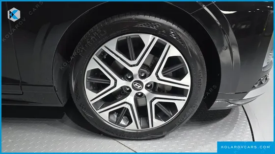 HYUNDAI GRANDEUR 2,5 GASOLINE 2WD