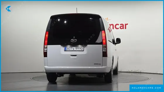 HYUNDAI STARIA L3.5 CARGO 5-SEATER