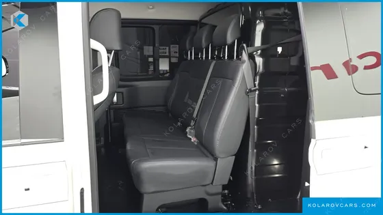 HYUNDAI STARIA L3.5 CARGO 5-SEATER