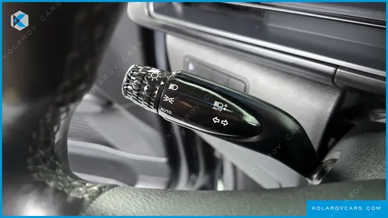 HYUNDAI STARIA 4WD TOURER 9-SEATER