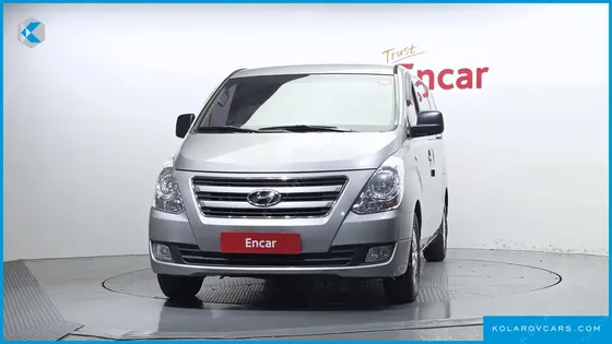 HYUNDAI STAREX 3-SEATER VAN