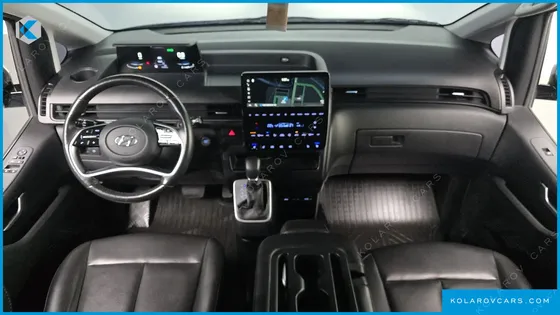HYUNDAI STARIA TOURER 11-SEATER
