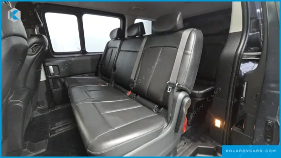 HYUNDAI STARIA TOURER 11-SEATER