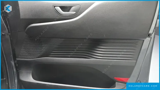 HYUNDAI STARIA TOURER 11-SEATER