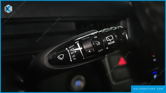 HYUNDAI STARIA TOURER 11-SEATER