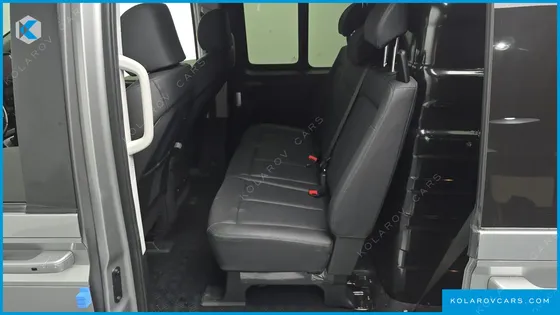 HYUNDAI STARIA CARGO 5-SEATER