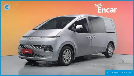 HYUNDAI STARIA CARGO 5-SEATER