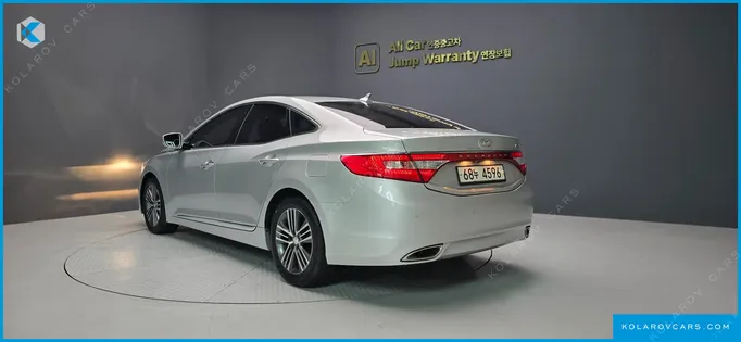 HYUNDAI GRANDEUR HG240 MODERN