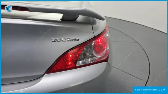 HYUNDAI GENESIS 200 TURBO RW