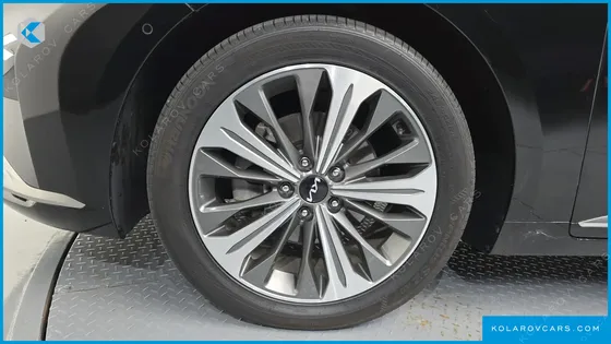 KIA K8 SIGNATURE SPECIAL