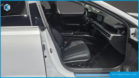 HYUNDAI GRANDEUR 2,5 GASOLINE 2WD