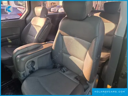HYUNDAI STAREX 12-SEATER WAGON