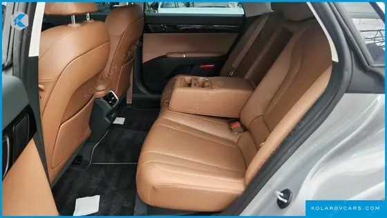 HYUNDAI GRANDEUR 2,5 GASOLINE 2WD