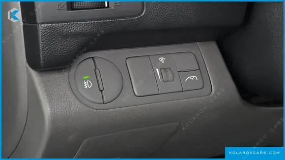 HYUNDAI STAREX 12-SEATER WAGON
