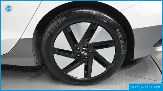HYUNDAI IONIQ 6 STANDARD