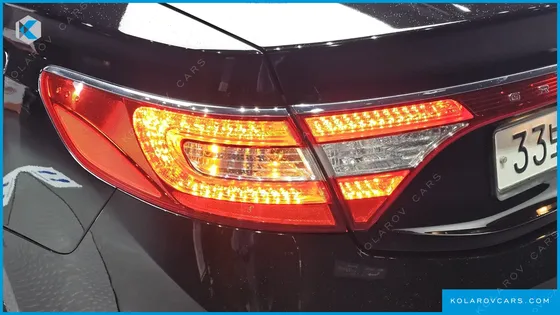 HYUNDAI GRANDEUR HG240 MODERN COLLECTION