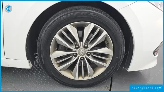 HYUNDAI GRANDEUR HG220 DIESEL MODERN