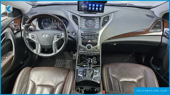 HYUNDAI GRANDEUR HG220 DIESEL MODERN