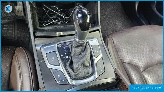 HYUNDAI GRANDEUR HG220 DIESEL MODERN