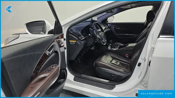 HYUNDAI GRANDEUR HG220 DIESEL MODERN