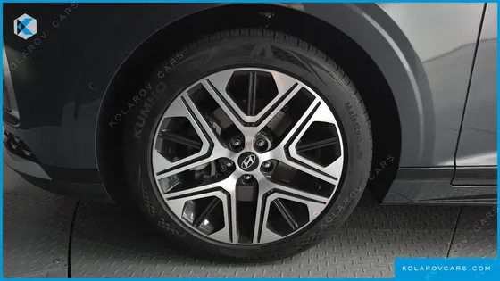 HYUNDAI GRANDEUR 2,5 GASOLINE 2WD