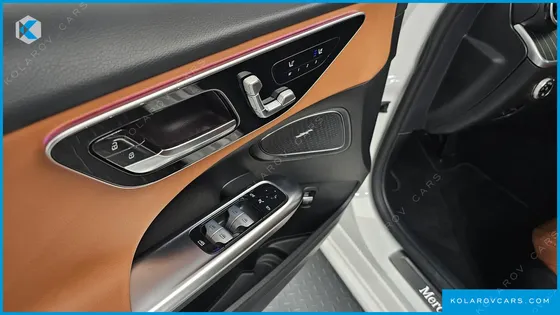 MERCEDES C-CLASS C300 4MATIC AVANTGARDE