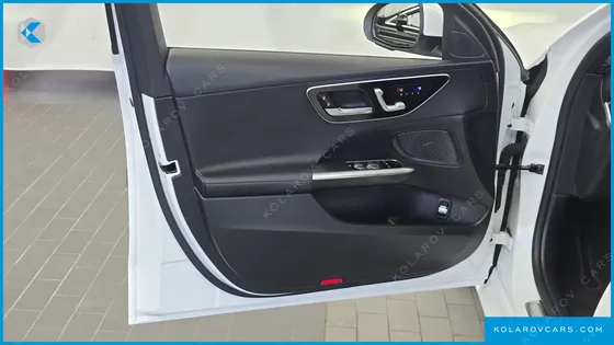 MERCEDES C-CLASS C200 AVANTGARDE