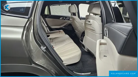 BMW X6 M50I