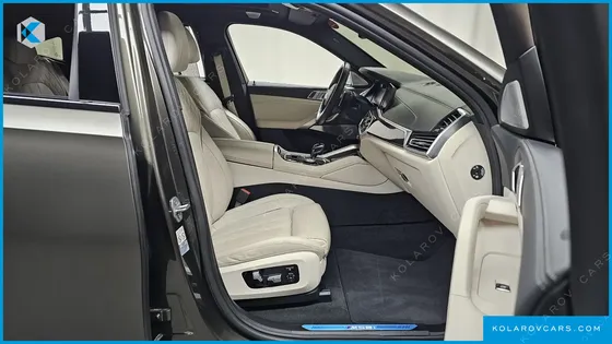 BMW X6 M50I