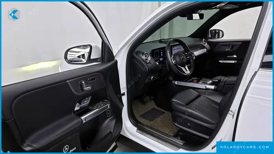 MERCEDES GLB-CLASS GLB220