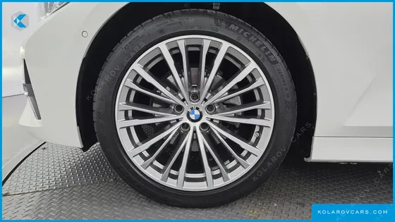 BMW 3 SERIES 320I LUXURY