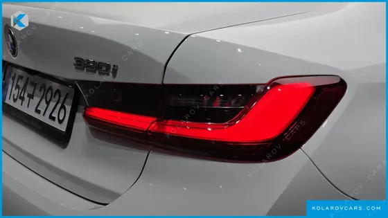 BMW 3 SERIES 320I LUXURY