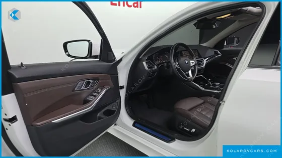 BMW 3 SERIES 320I LUXURY