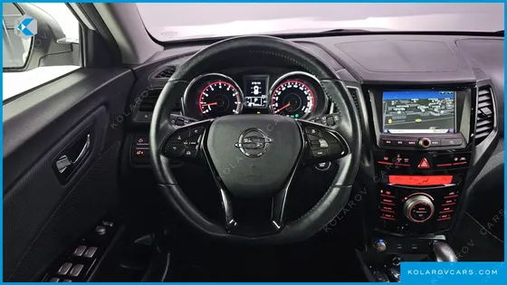 KGM - SSANGYONG TIVOLI LX 2WD