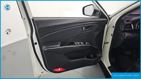 KGM - SSANGYONG TIVOLI LX 2WD
