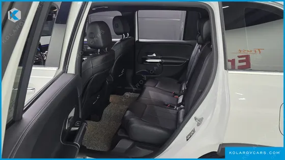 MERCEDES GLB-CLASS GLB220