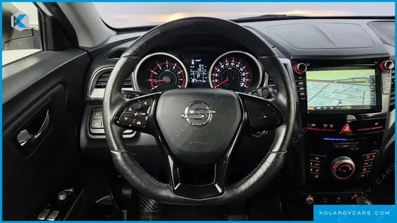 KGM - SSANGYONG TIVOLI VX 2WD
