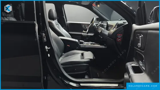 MERCEDES GLB-CLASS GLB220