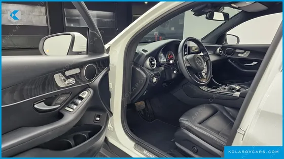 MERCEDES GLC-CLASS GCL300 4MATIC COUPE