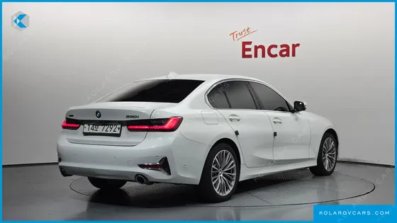 BMW 3 SERIES 330I XDRIVE LUXURY