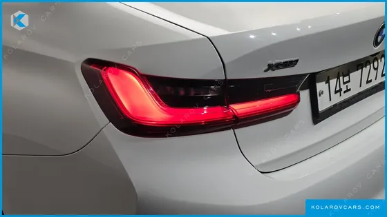 BMW 3 SERIES 330I XDRIVE LUXURY