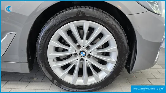 BMW 5 SERIES 520I LUXURY