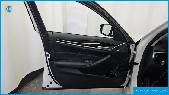 BMW 5 SERIES 523D LUXURY