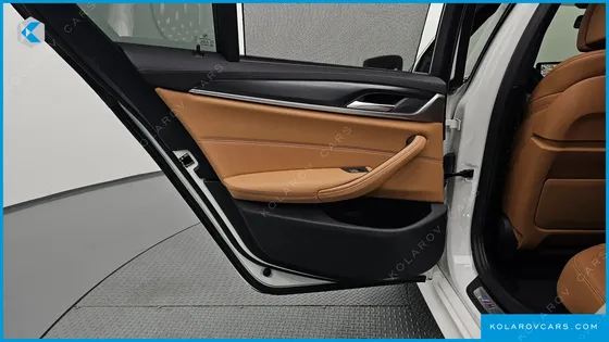 BMW 5 SERIES 520I M SPORT