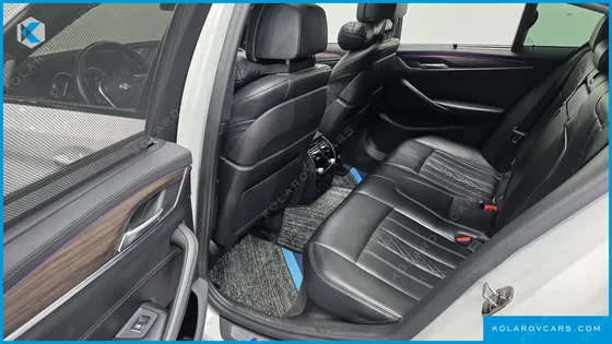 BMW 5 SERIES 530I XDRIVE M SPORT PACKAGE PLUS