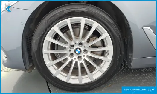 BMW 5 SERIES 520I LUXURY