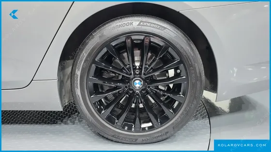 BMW 5 SERIES 520I LUXURY